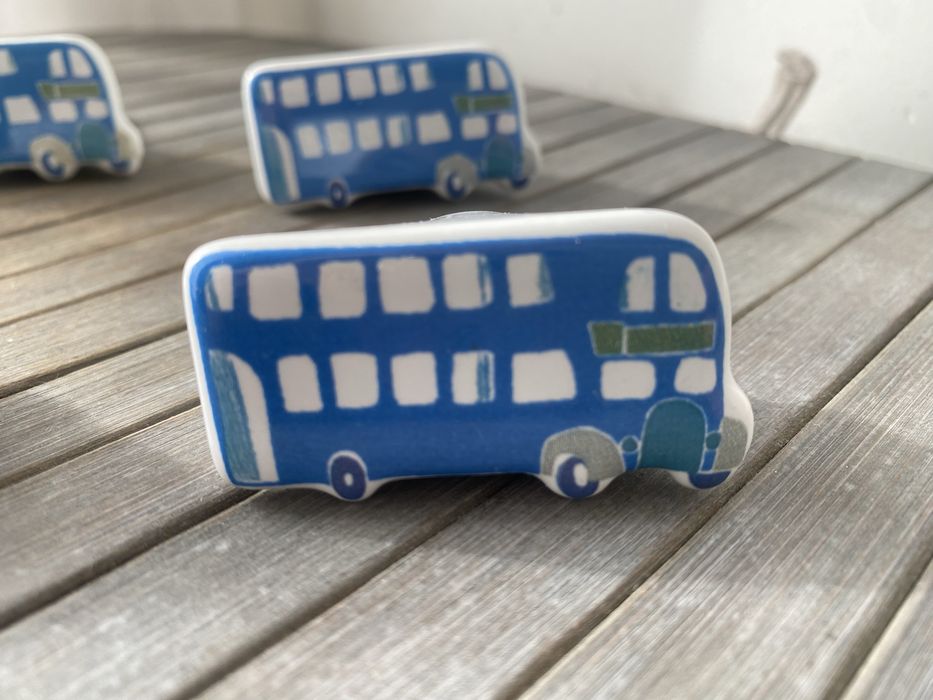 Ceramic Knobs (8 in total)