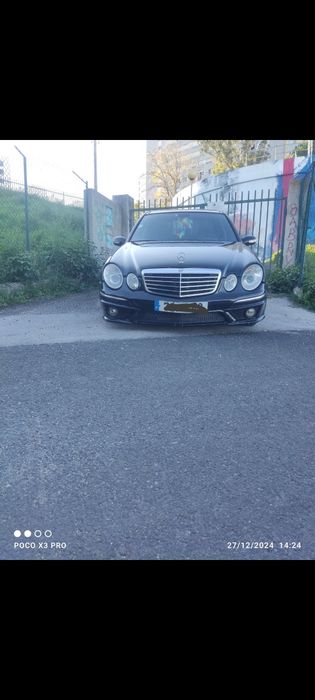 Mercedes-Benz E 320 — fotografia 5