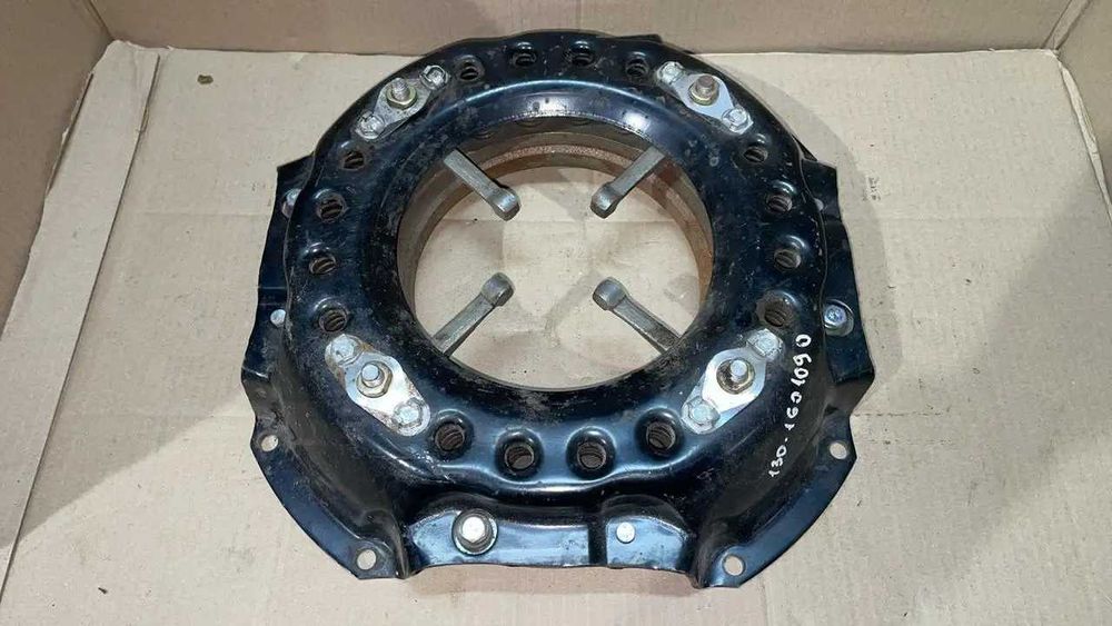 Крышка двигателя, колинвал, сцепление Газ 52, Газ 53, Газ 66, Зил, Уаз