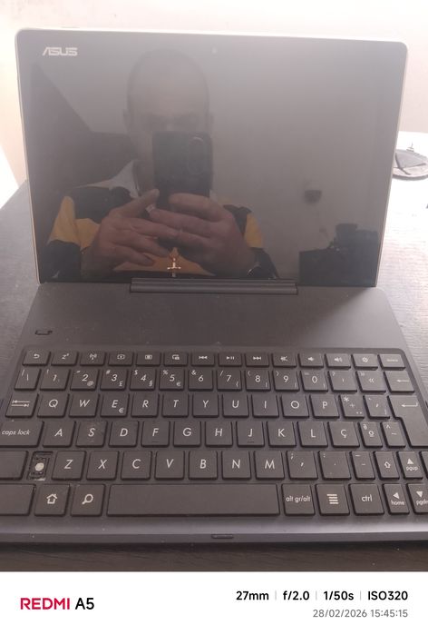 Tablet ASUS a trabalhar sem problemas