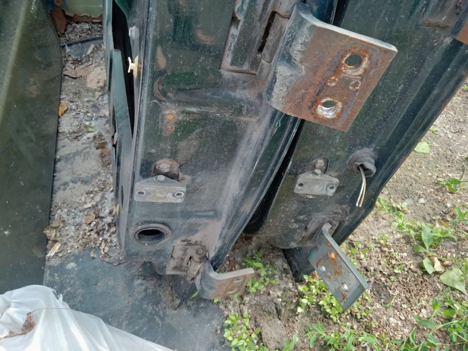 Двери на УАЗ патриот