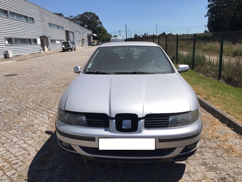 Seat Leon 1.4 16V 5P 2001  - Para Peças
