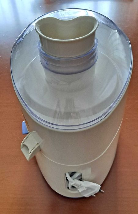 centrifugadora ufesa brio multifruit - maquina de fazer sumos