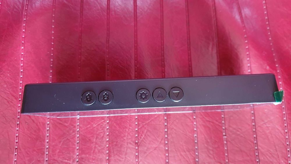 Часы электронные настольные USB чёрные SZ-810, светящиеся цифры