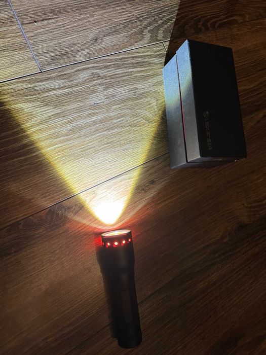 Latarka Led Lenser P7