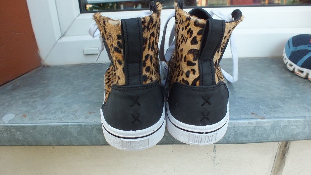 Super buty sportowe wysokie skóra Duane Peters roz 44