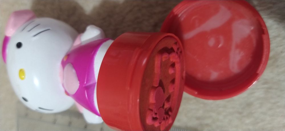 Lote de 3 bonecos/carimbos Hello Kitty