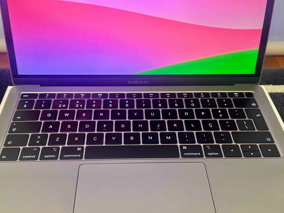 MacBook Air 13,3 Cinza Sideral + Capa