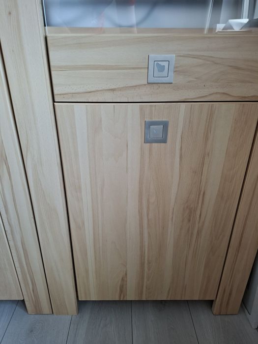 Zestaw mebli komoda witryna
