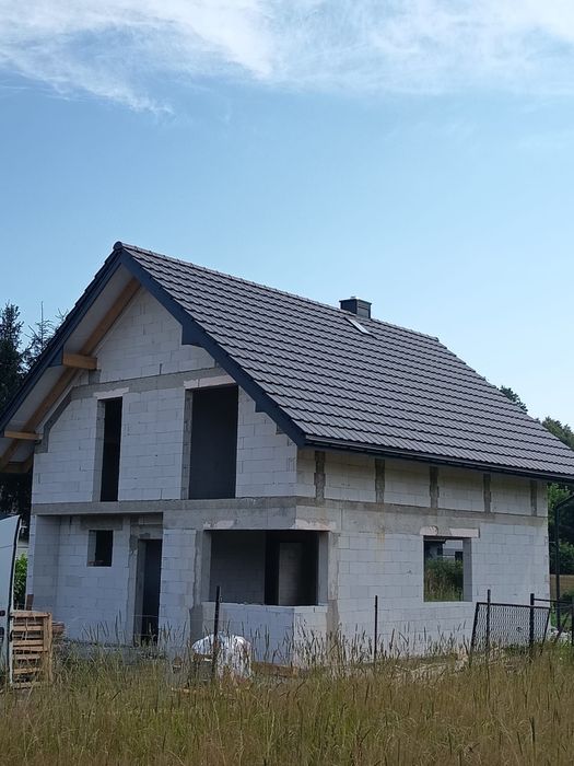 Budowa domów bliźniaków budynków usługowych
