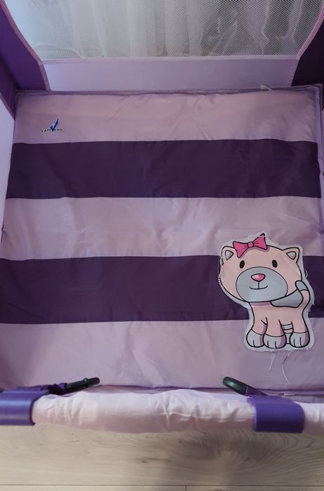 Продам манеж caretero quadra