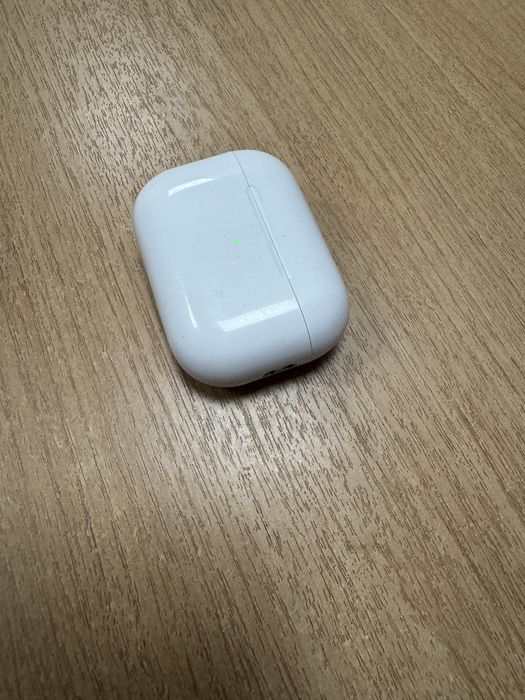 Кейс AirPods 2 Pro Б/У