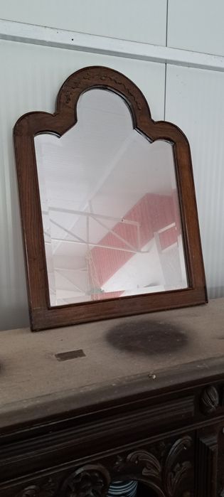 Moldura antiga com espelho