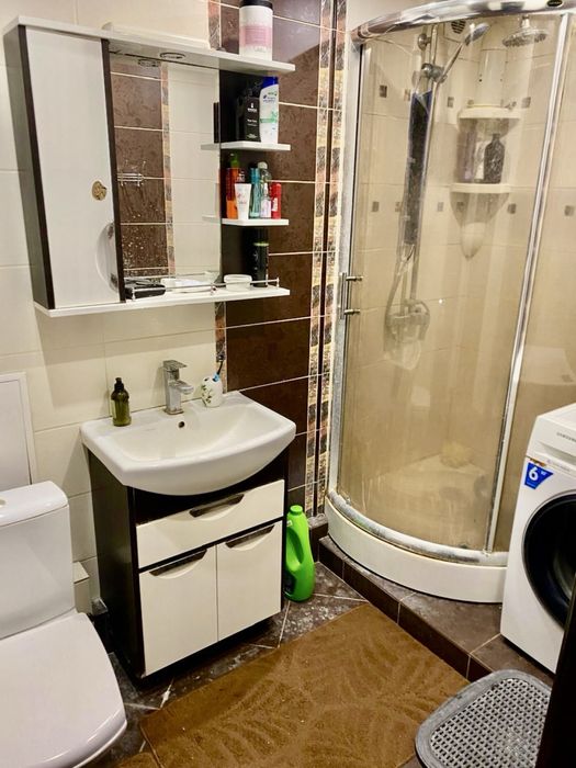 Оренда 3-х кім вул Торгова, центр