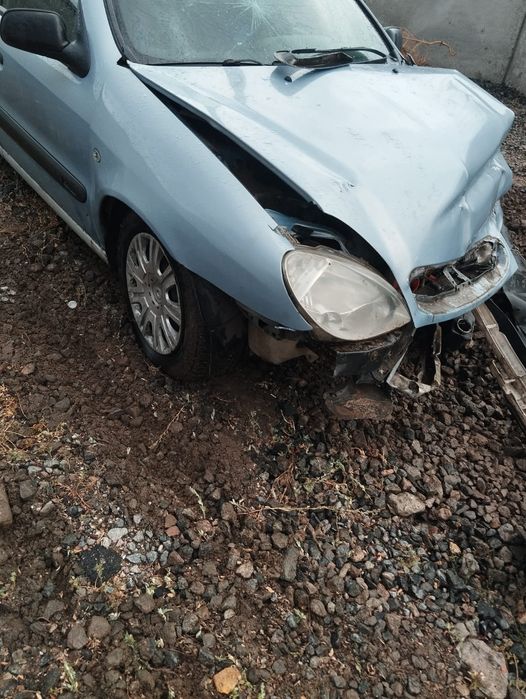 автомобиль Ситроен хсара