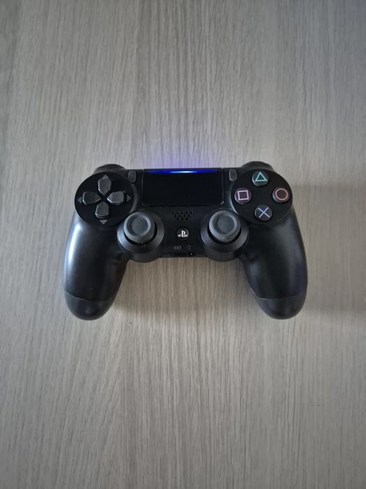 Comando PS4 excelente estado