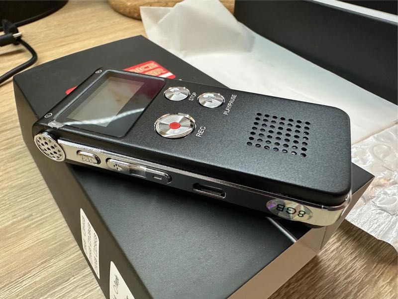 Dyktafon cyfrowy profesjonalny 8gb szpiegowski mp3 detekcja