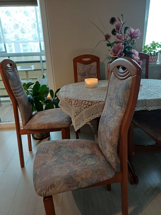 Stół włoski plus 6 krzeseł