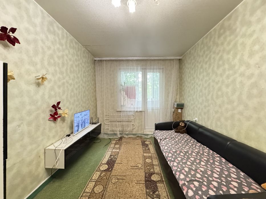 Продам 3к квартиру на Салтовке ,просп Юбилейный 32а