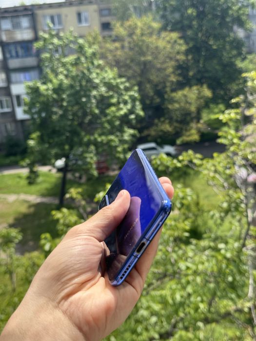 Honor 20 6/128Gb