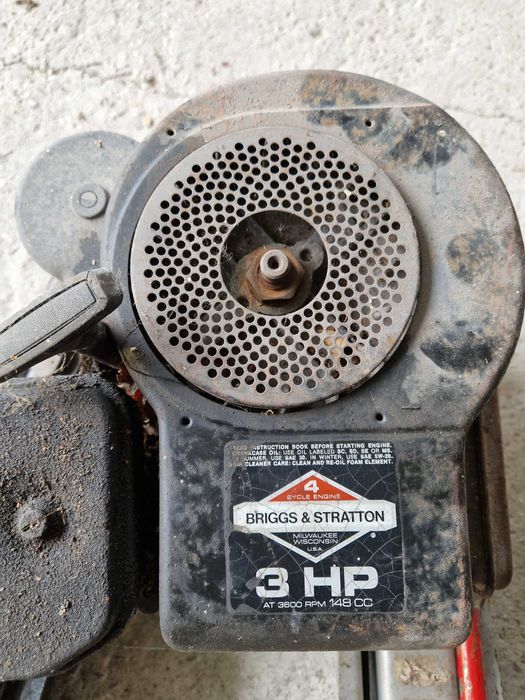 Silnik spalinowy do kosiarki Briggs & Stratton 3HP AT 3600 RPM 148CC