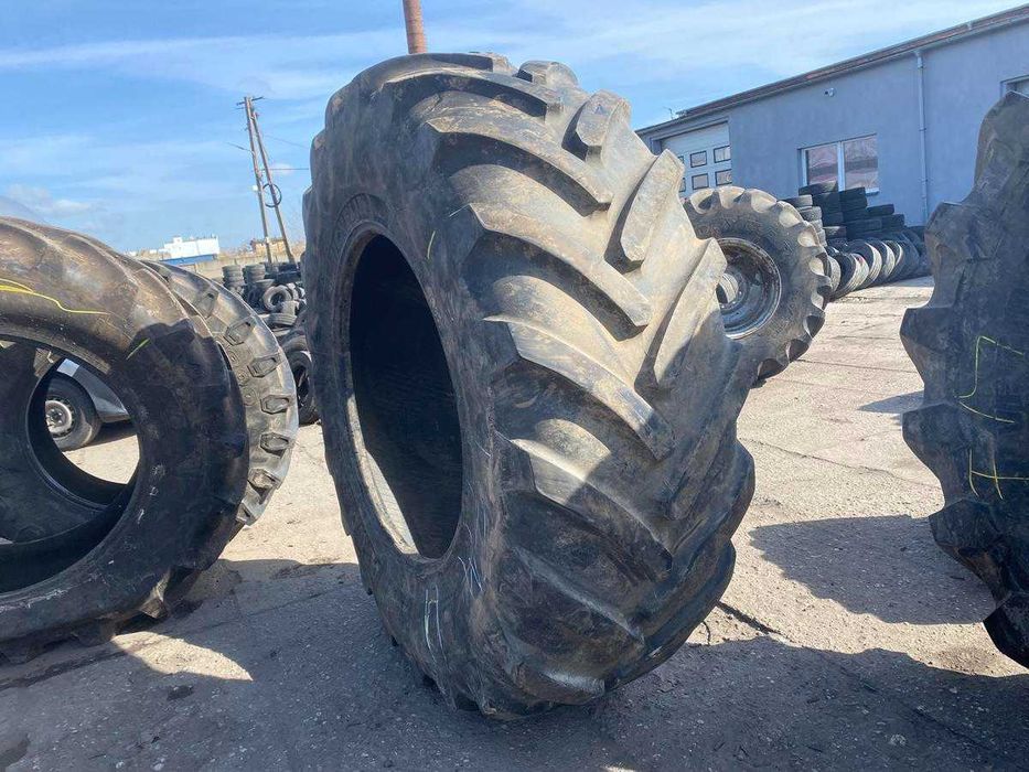 Opona używana 710/75r42 Michelin AXIOXBIB Radial 80% Bieżnika Radial