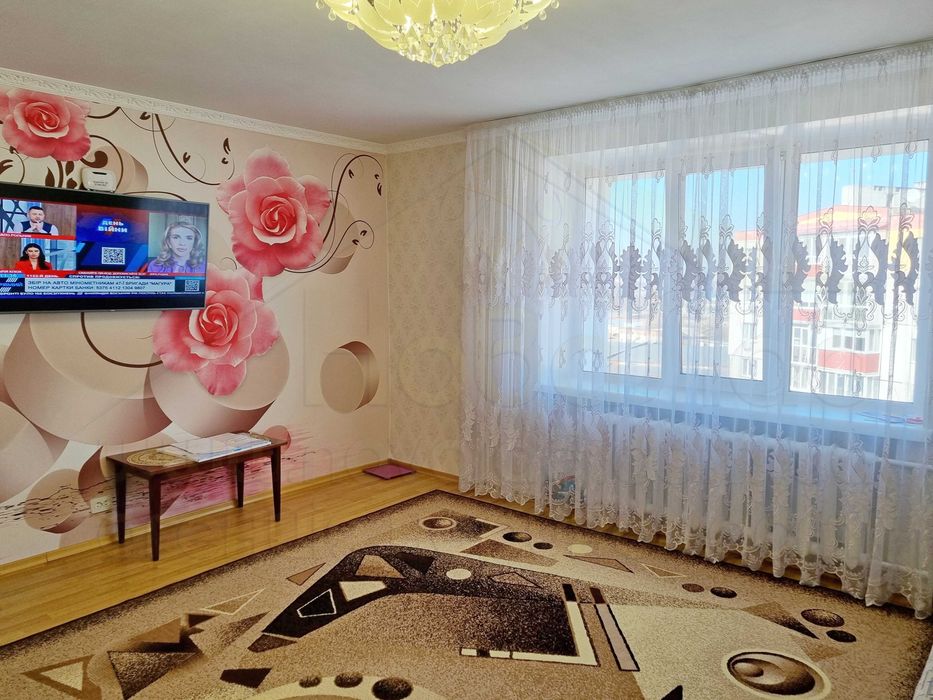 3 кімнатна квартира 82м2 з ремонтом в цегляному будинку в районі Круг