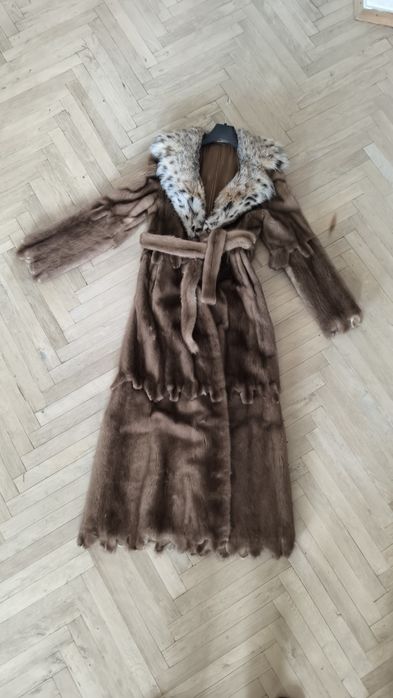 Шуба норкова, комір рись