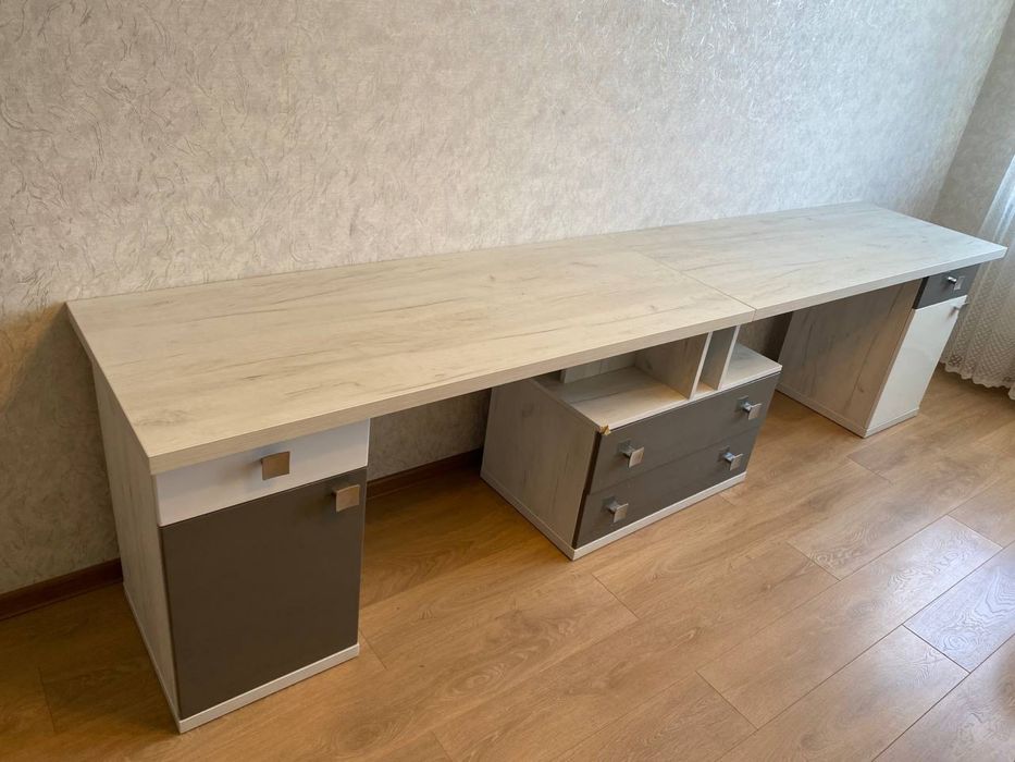 Подвійний письмовий стіл 300×60 см, висота 76 см