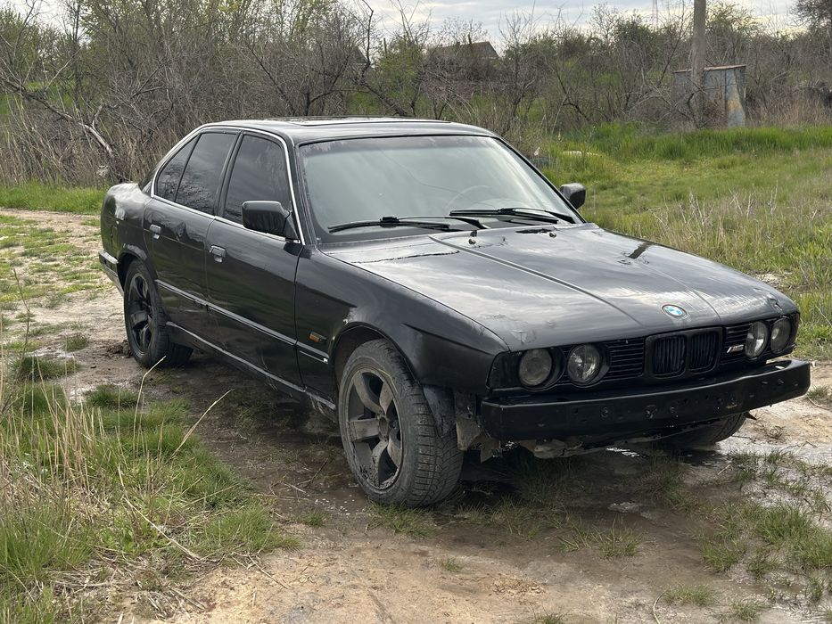 продам бмв е34 м50