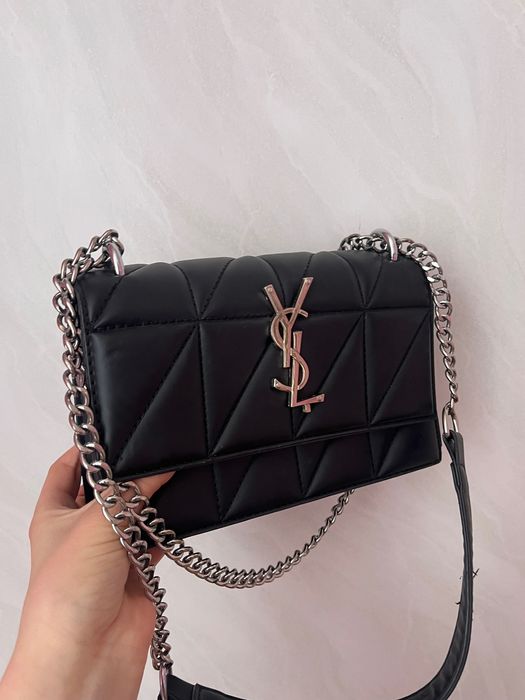 Сумочка YSL, стан ідеальний, віддаю за вашу ціну, колір чорний.