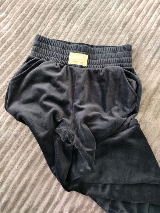 Welurowe spodnie dresowe. Rozmiar L