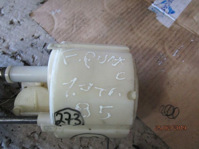 Boia combustível FIAT Punto (176_)
