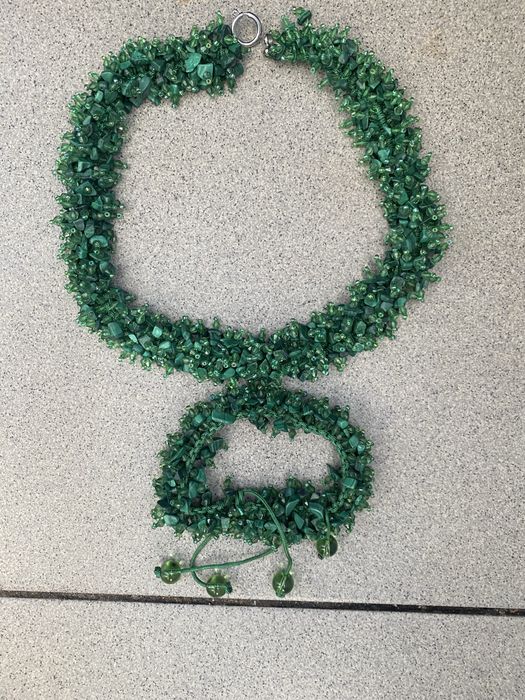 Комплект з натурального каменю малахіт