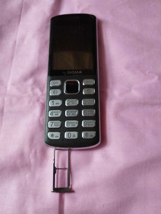 Кнопочный телефон "Sigma mobile" на 2 sim б у