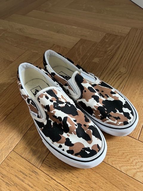 Trampki Vans z nadrukiem łat krowy