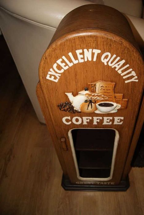 Szafka gablota na kawę drewno