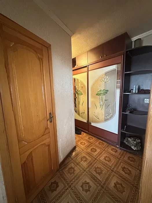 89957. Продається простора 2 кім квартира на Салтівці. 602м\р