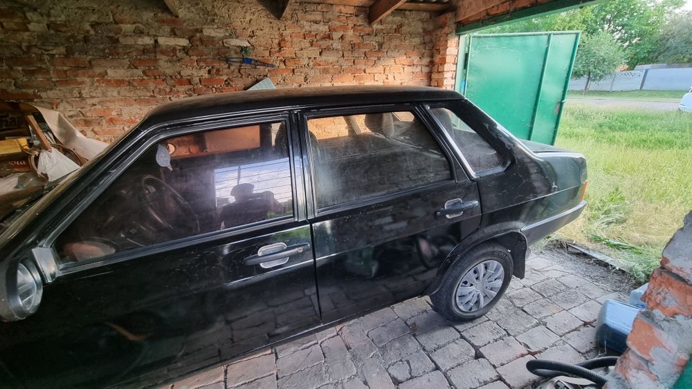 Продам ваз 21099 2008 год 2000 у.е.