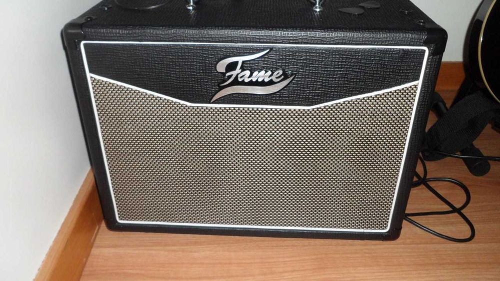 Amplificador de guitarra Fame