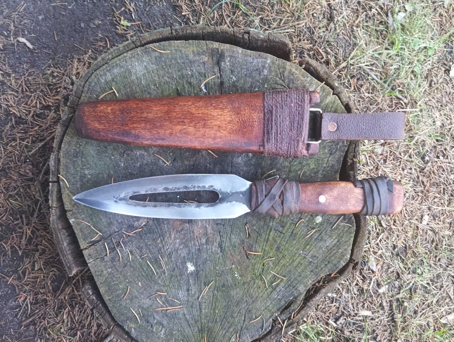 Sztylet fantasy, ręcznie kuty