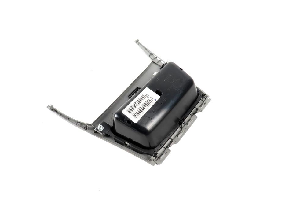 Friso Do Cinzeiro Bmw 1 Ref: 0024037 2003 - 2013