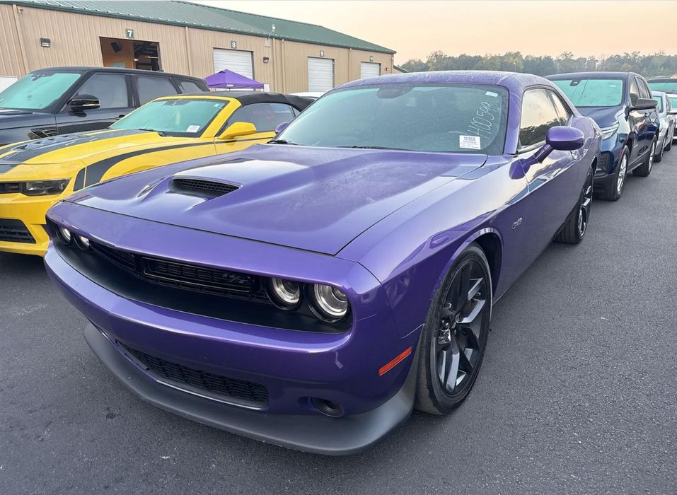 Dodge Challenger