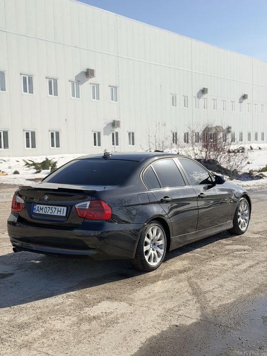 Продам авто BMW E90