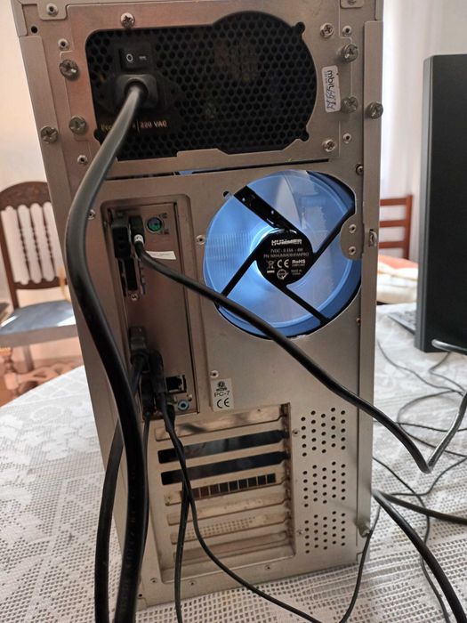 Lian Li PC Tower, Aluminum, Intel 3.6 GHz Quad-Core with Windows 11 PT64740740640130122