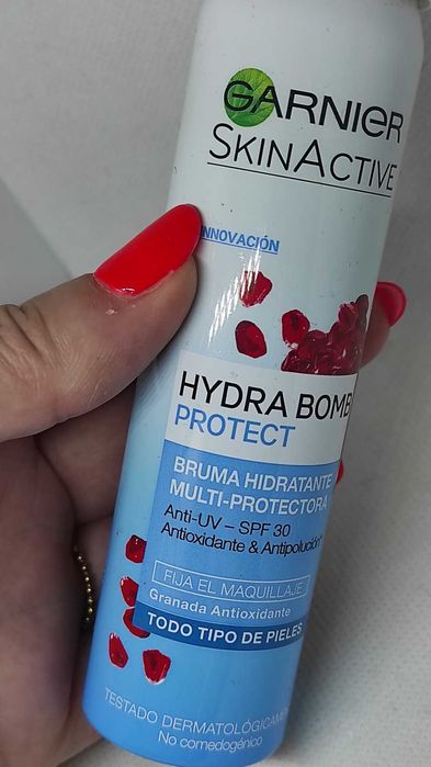 Garnier - Bruma Hidratante Multi Protetora - Hydra Bomb