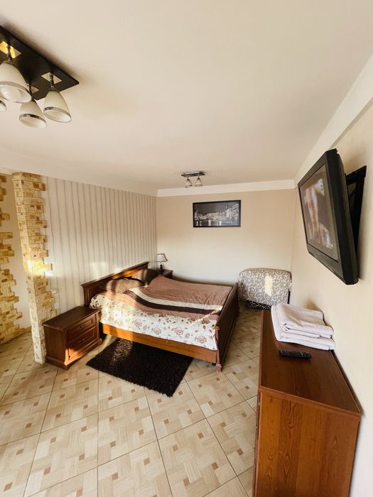 Здам подобово ,однокімнатну квартиру м.Лівобережна ,Дарниця