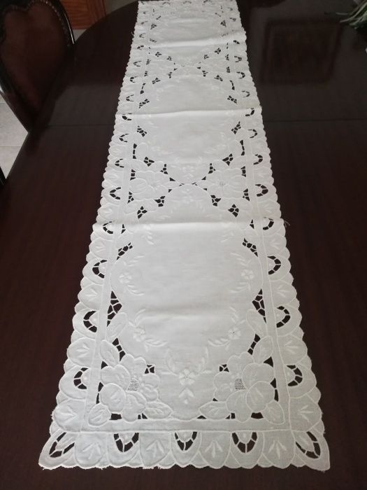 Embroidered White Tablecloth for Dining Table - NEW434689168753960961