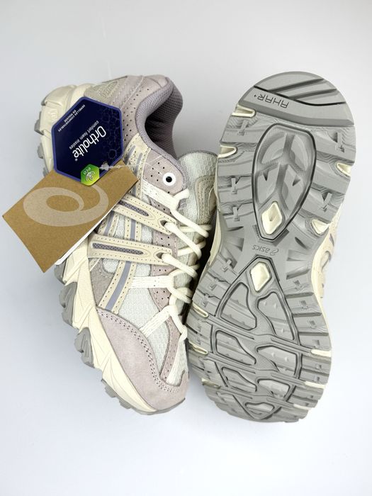 Кроссовки Asics НОВЫЕ - 37 размер есть в наличии