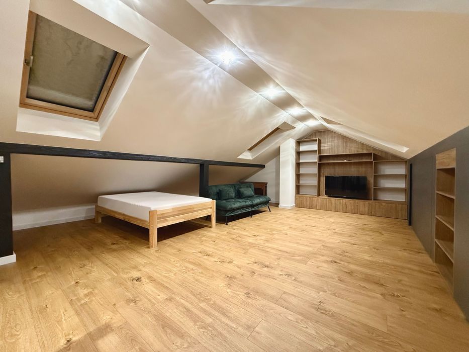 Wólki | 120 metrów przestronne mieszkanie + 2 miejsca postojowe | pet friendly | ENG